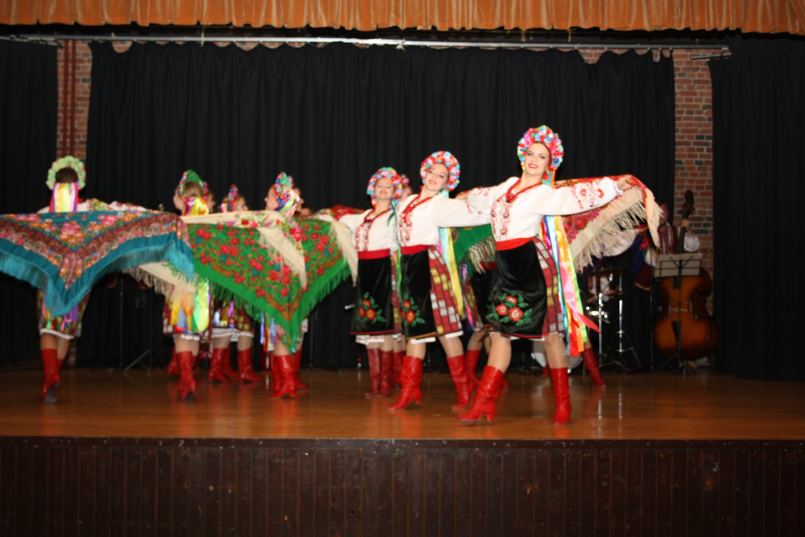 Spectacle de danse et chant ukrainien