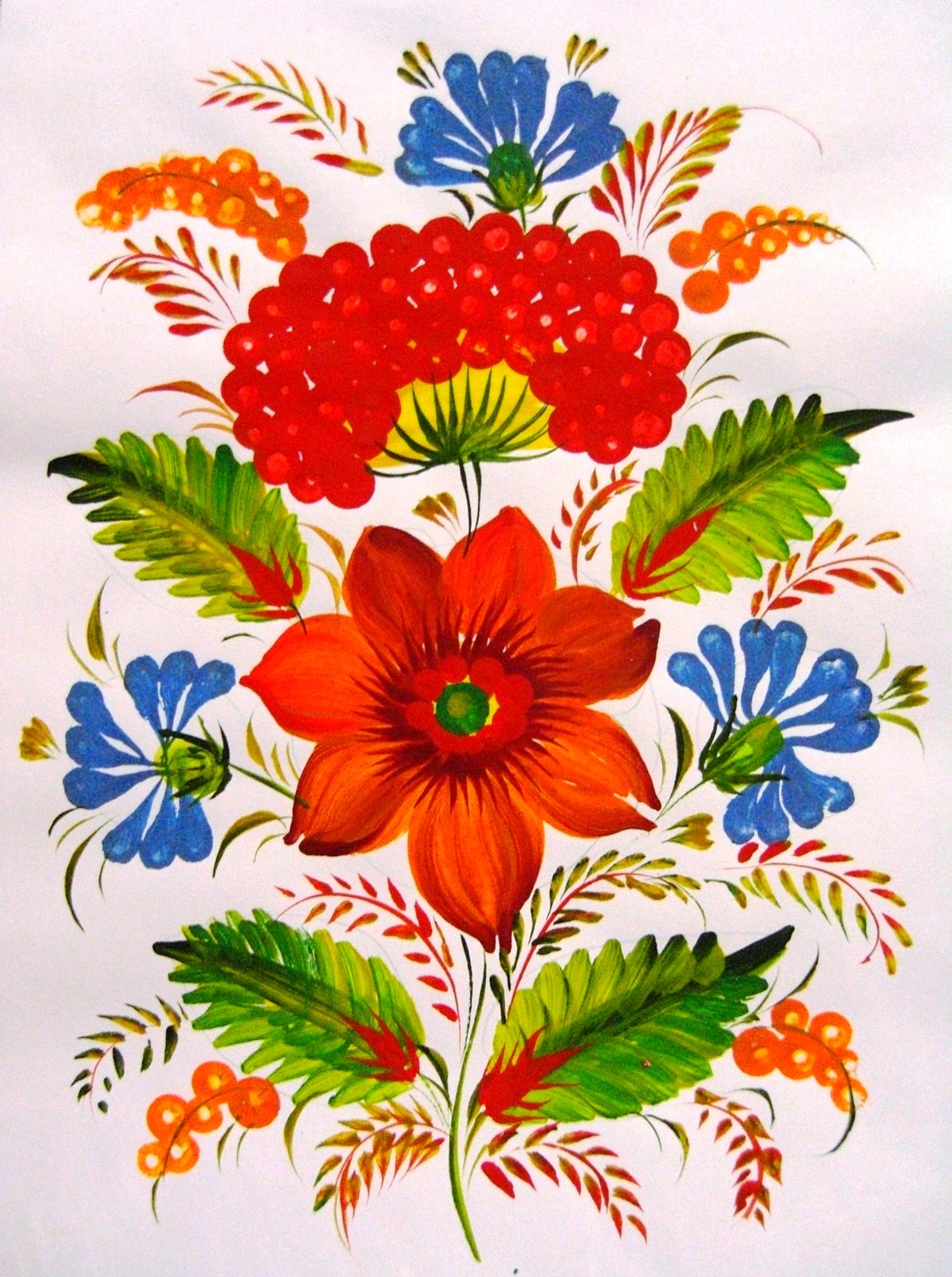 Peinture de Petrykivka aux fleurs rouges et bleues, feuillages et baies